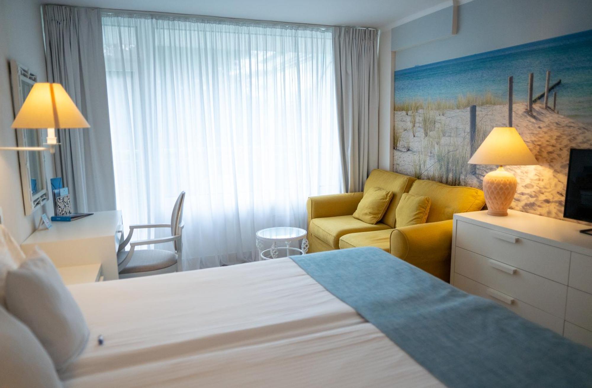 Hotel Bryza Resort & Spa ยูราตา ภายนอก รูปภาพ