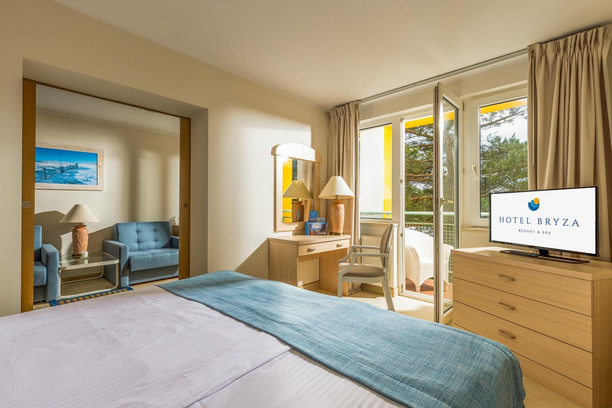 Hotel Bryza Resort & Spa ยูราตา ภายนอก รูปภาพ