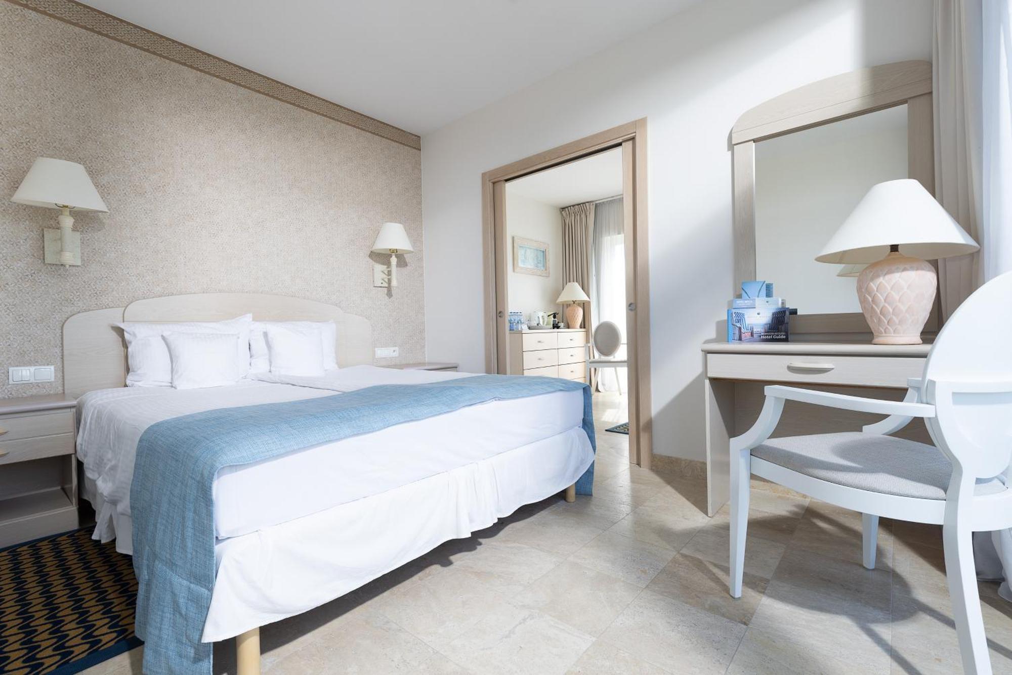 Hotel Bryza Resort & Spa ยูราตา ภายนอก รูปภาพ
